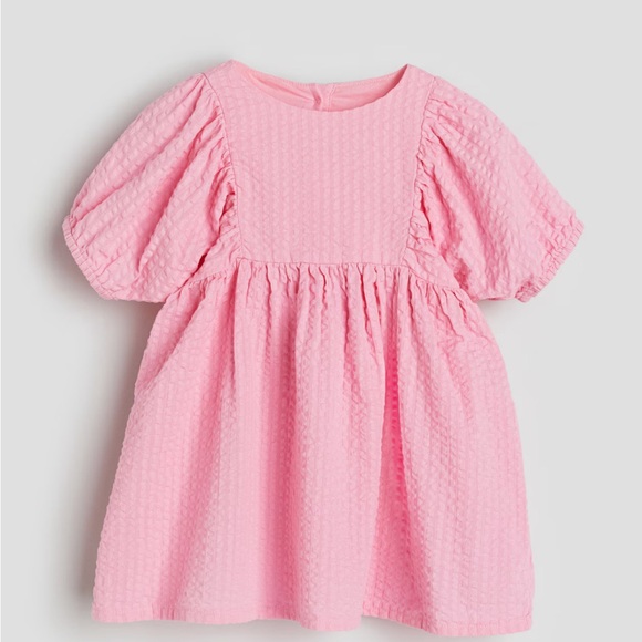 H&M Other - H&M COTTON SEERSUCKER DRESS hot pink